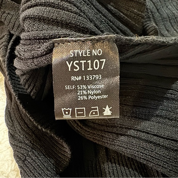 POL Black Tan Fitted Ribbed Long Sleeve Crop Top, Twist Front, Women’s Small NWT - Picture 5 of 5